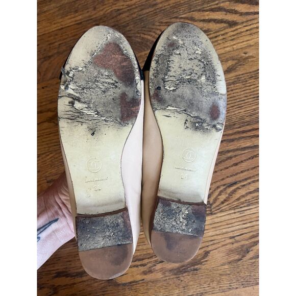 Coco CHANEL Cream Black Leather Ballet Flat Slip On Shoes Women's Size EU 36 - Picture 6 of 7